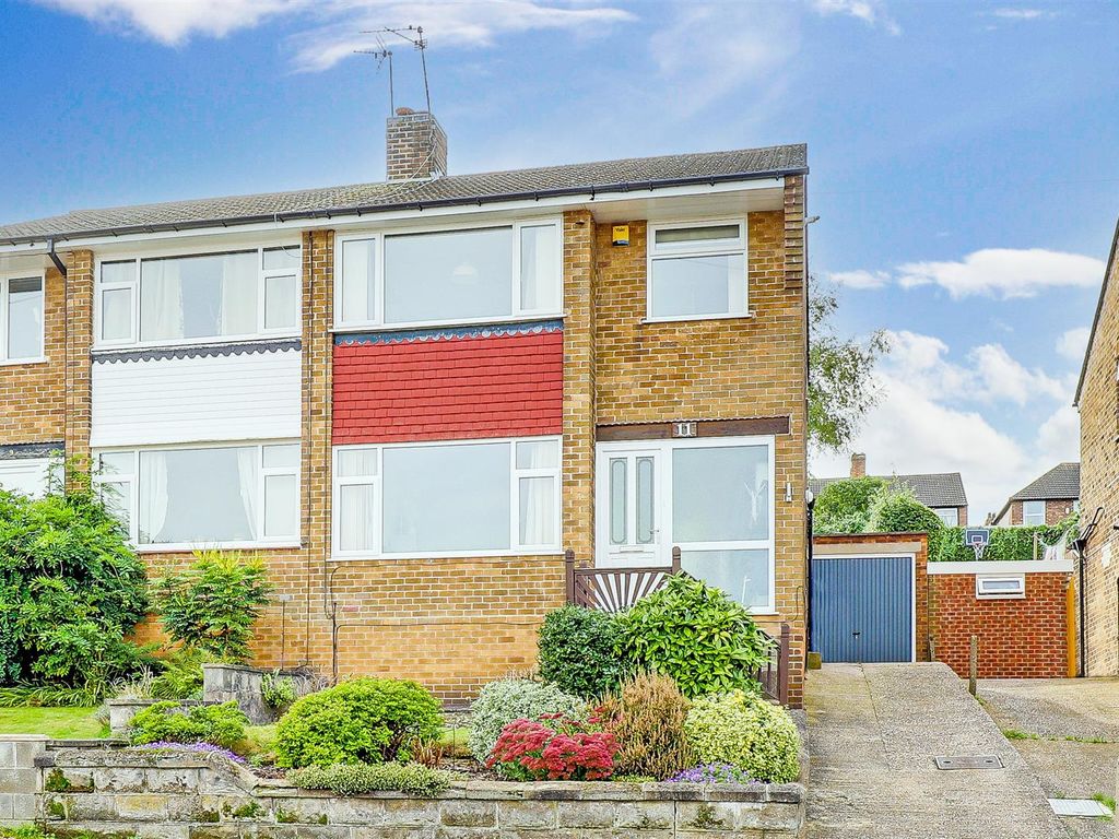 3 bed semidetached house for sale in Hillview Road, Carlton