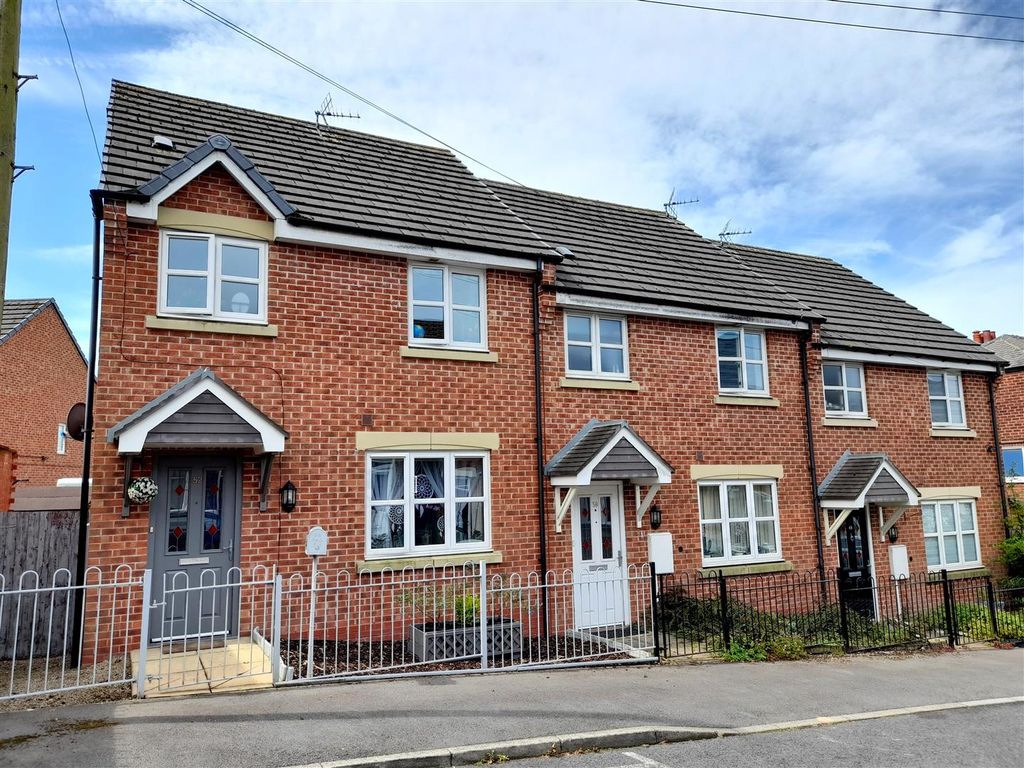 3 bed town house for sale in Murray Street, Mansfield NG18 Zoopla
