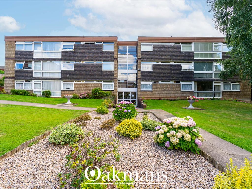 2 bed flat for sale in Brandhall Court, Wolverhampton Road, Oldbury B68