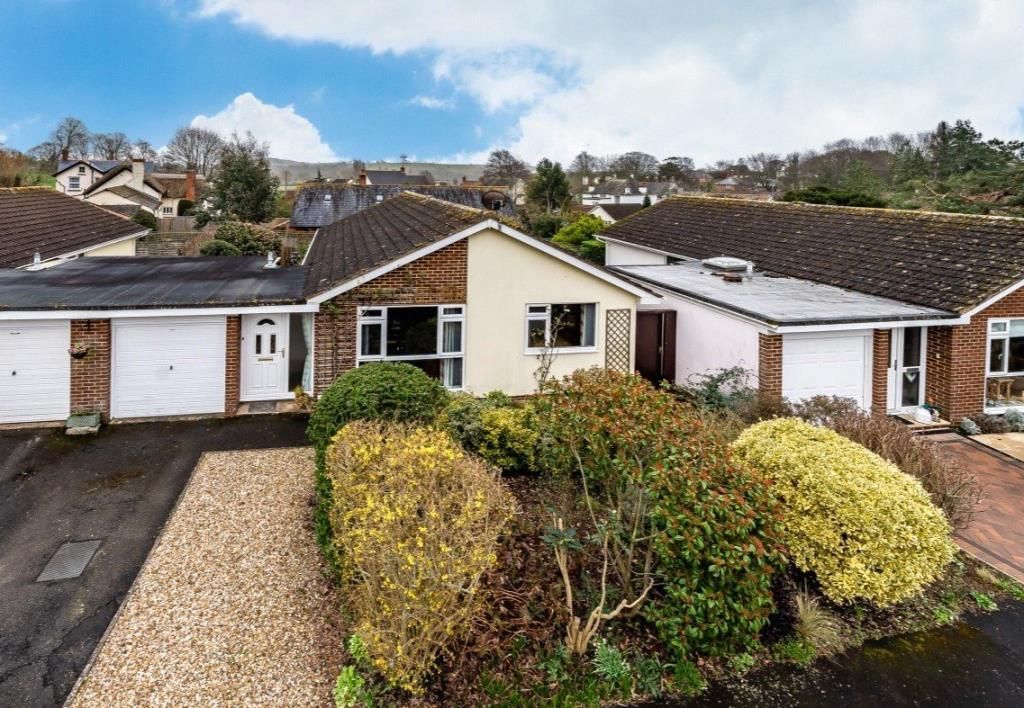 3 bed detached bungalow for sale in Orchard Close, East Budleigh, Budleigh Salterton, Devon EX9