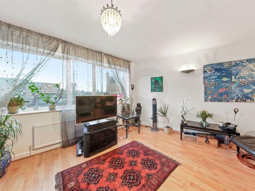 2 bed flat for sale in Redcroft, Iverson Road, West Hampstead London