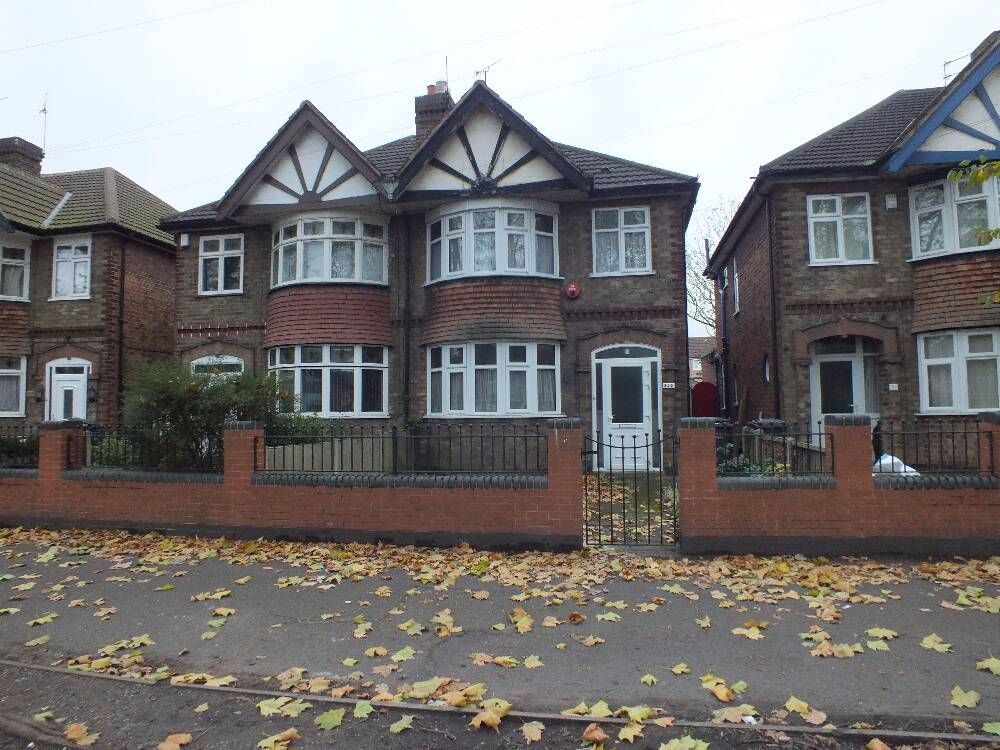 3 bed semidetached house to rent in Abbey Lane, Leicester LE4 Zoopla