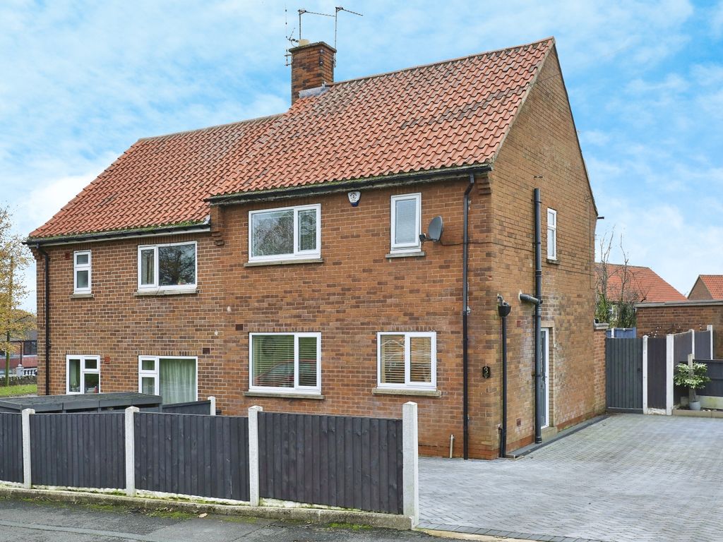 2 bed semidetached house for sale in Trinity Road, Kiveton Park