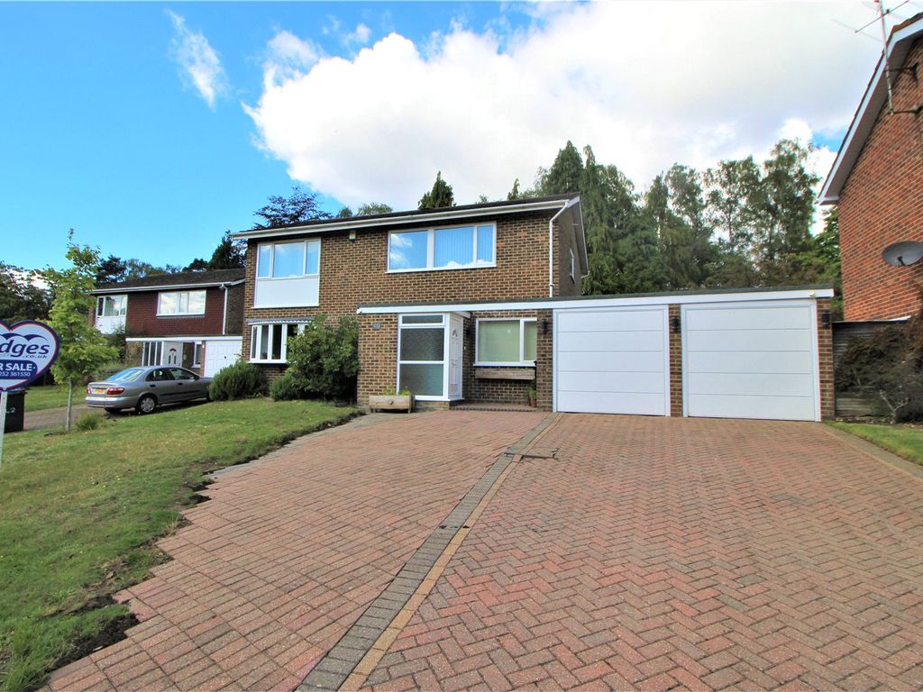 4 bed detached house for sale in Byron Avenue, Camberley, Surrey GU15, £650,000 Zoopla