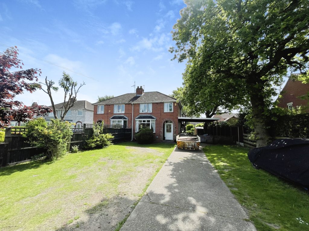 3 bed semidetached house for sale in Mill Lane, North Hykeham, Lincoln