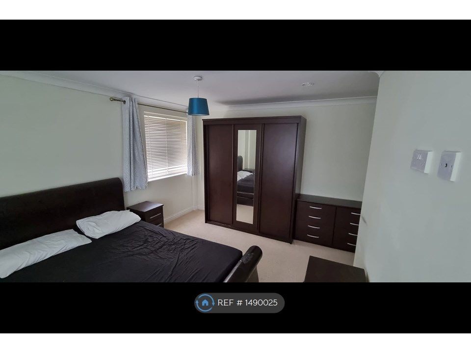 5 bed semidetached house to rent in Birch Grove, Slough SL2 Zoopla