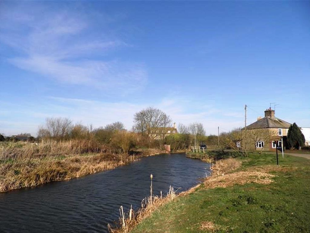 Land for sale in Kings Delph, Whittlesey, Peterborough PE7, £30,000 Zoopla