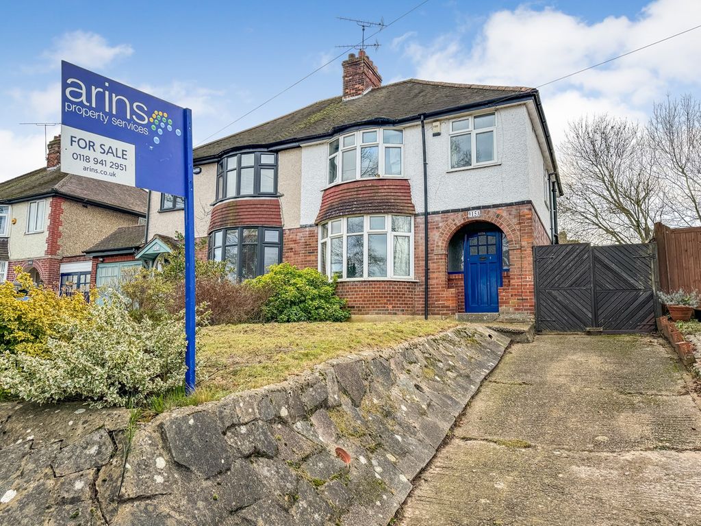 3 bed semidetached house for sale in Oxford Road, Tilehurst, Reading