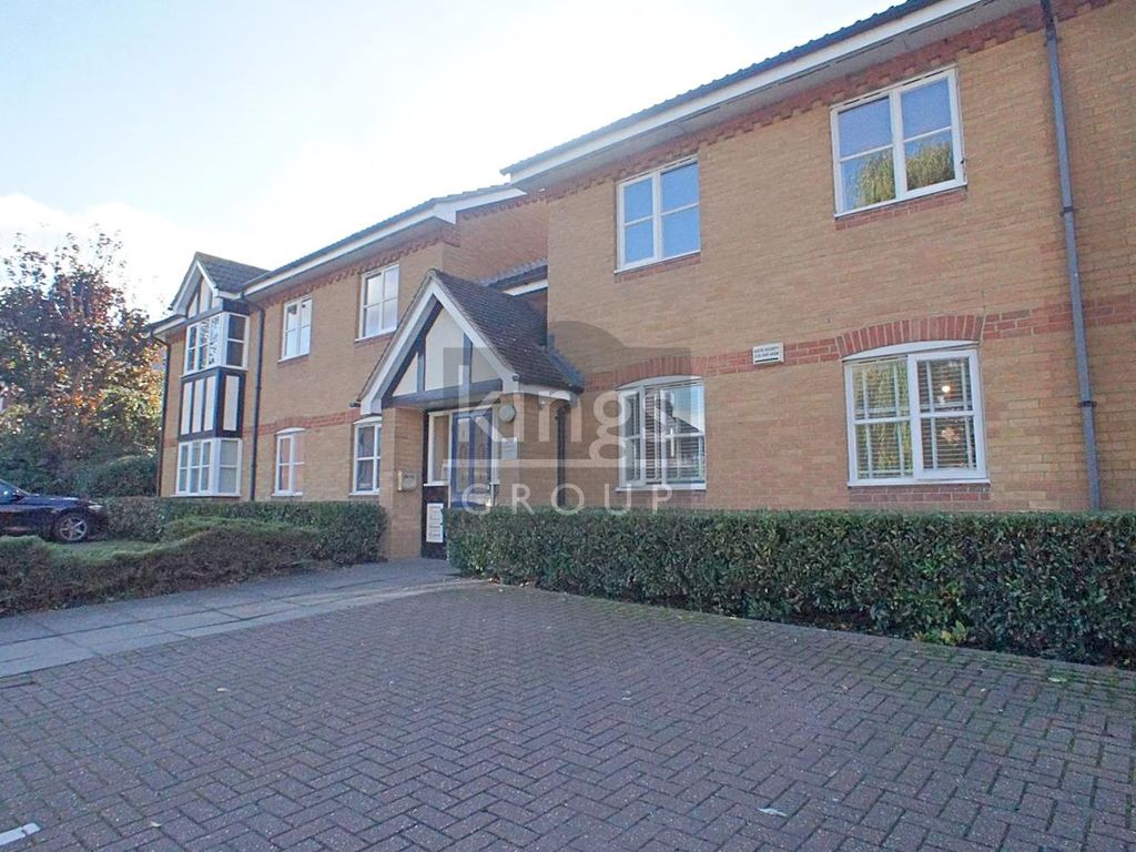 Redwood Gardens London E4