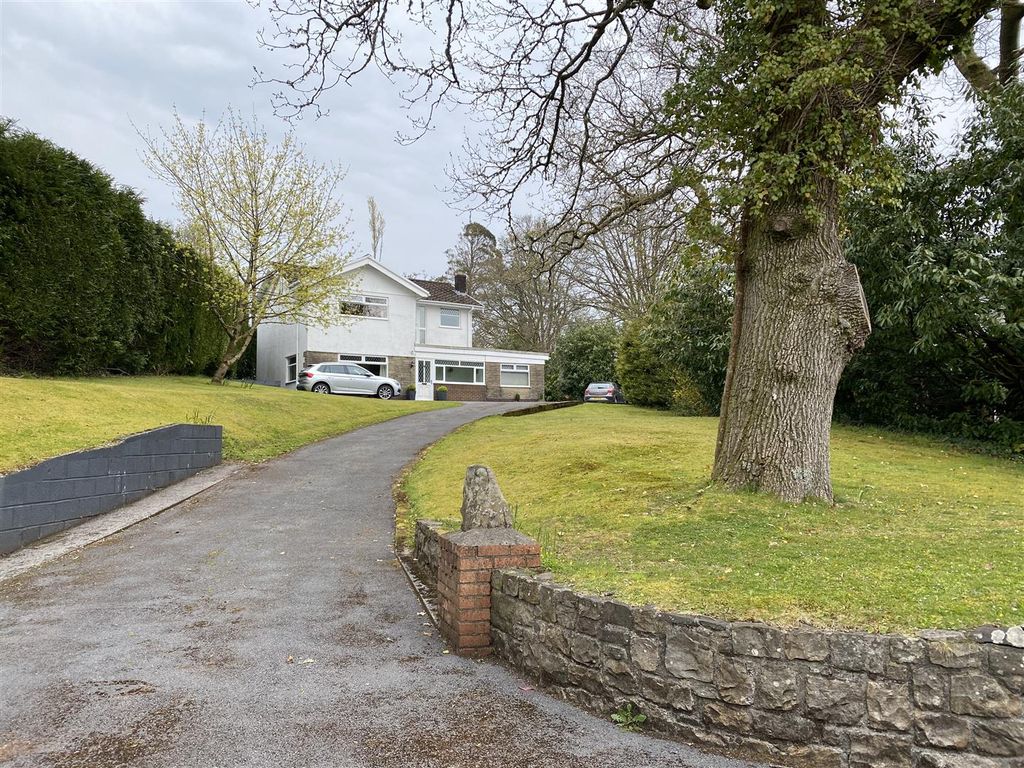 3 bed detached house for sale in Wernoleu Road, Ammanford SA18 Zoopla