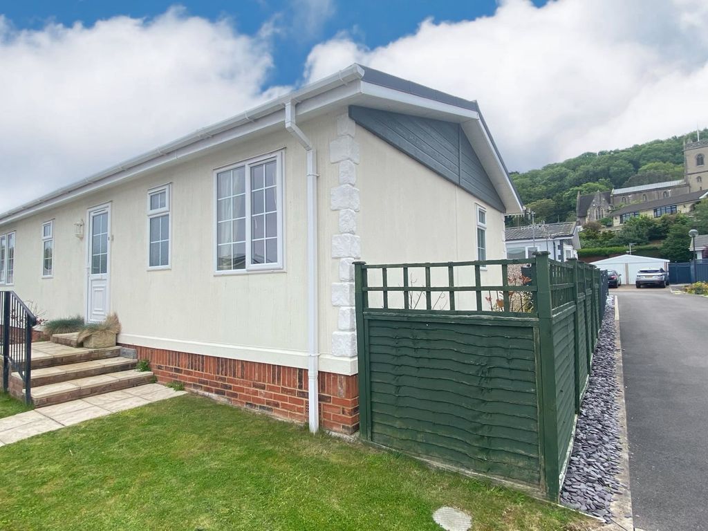 2 bed mobile/park home for sale in Pear Tree Lane, Kewstoke, Weston