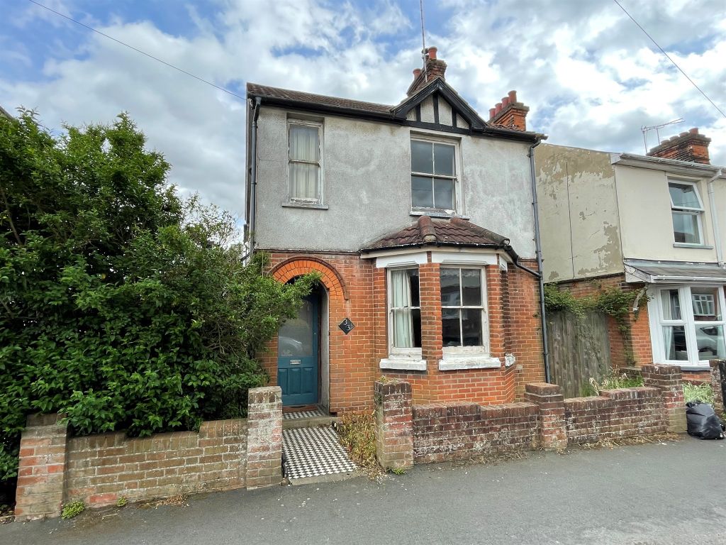 2 bed detached house for sale in Una Road, Harwich CO12 Zoopla