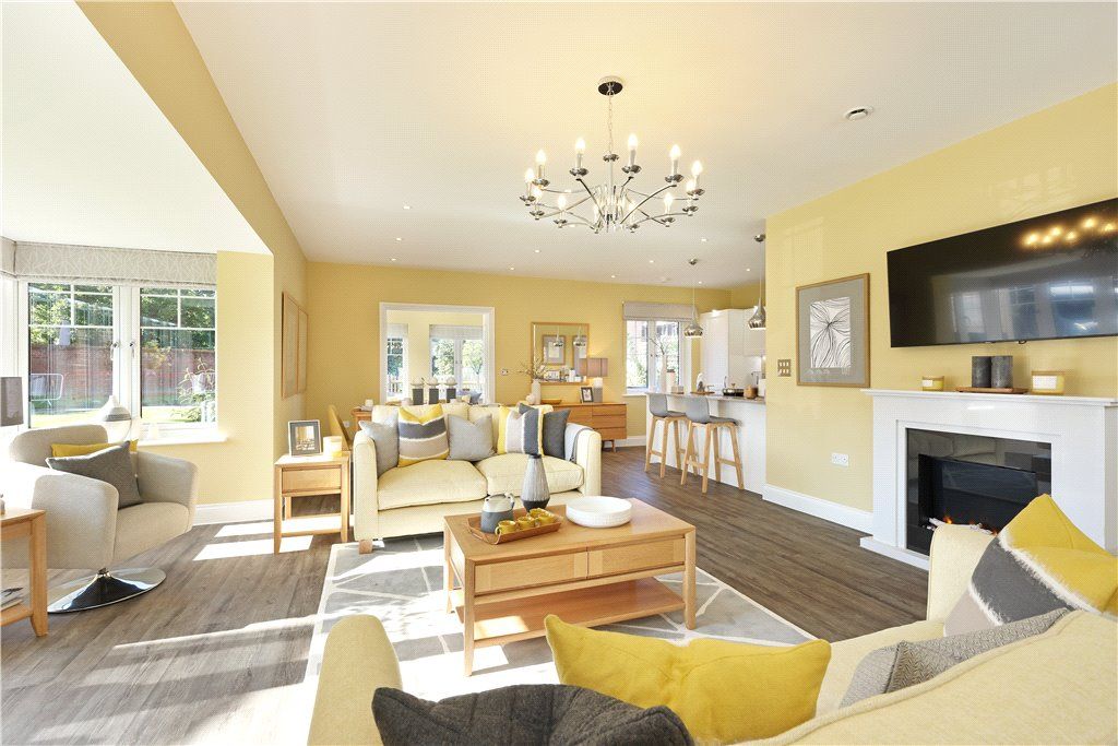 New home, 3 bed end terrace house for sale in Hall Garden, Binfield