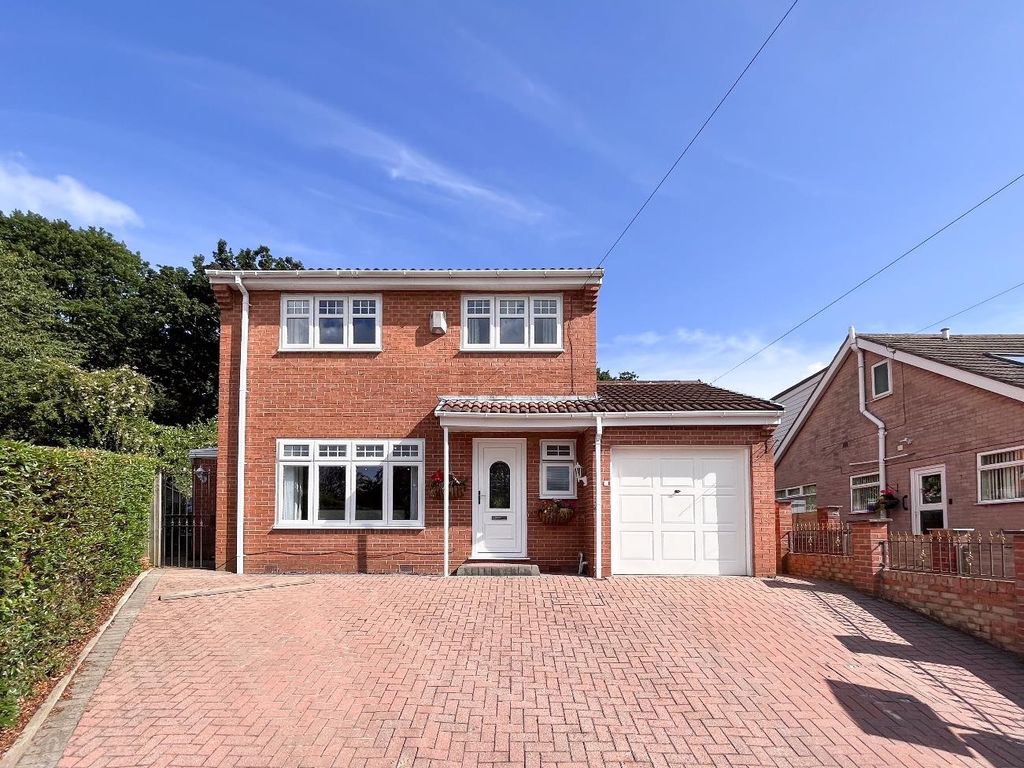4 bed detached house for sale in Woodkirk Gardens, Dewsbury WF12 Zoopla
