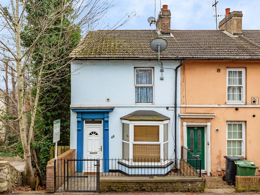 2 bed end terrace house for sale in Ashford Road, Maidstone ME14, £250,000 Zoopla