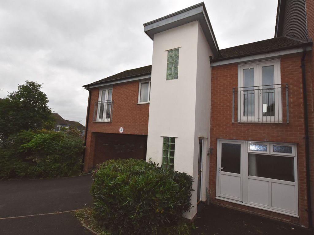 3 bed detached house to rent in Alderley Rise, Burslem ST6, £650 pcm