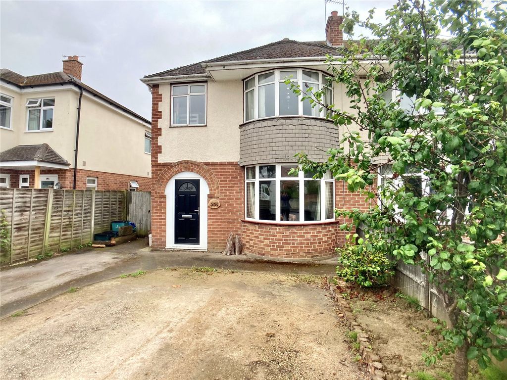 3 bed semidetached house for sale in Alstone Lane, Cheltenham
