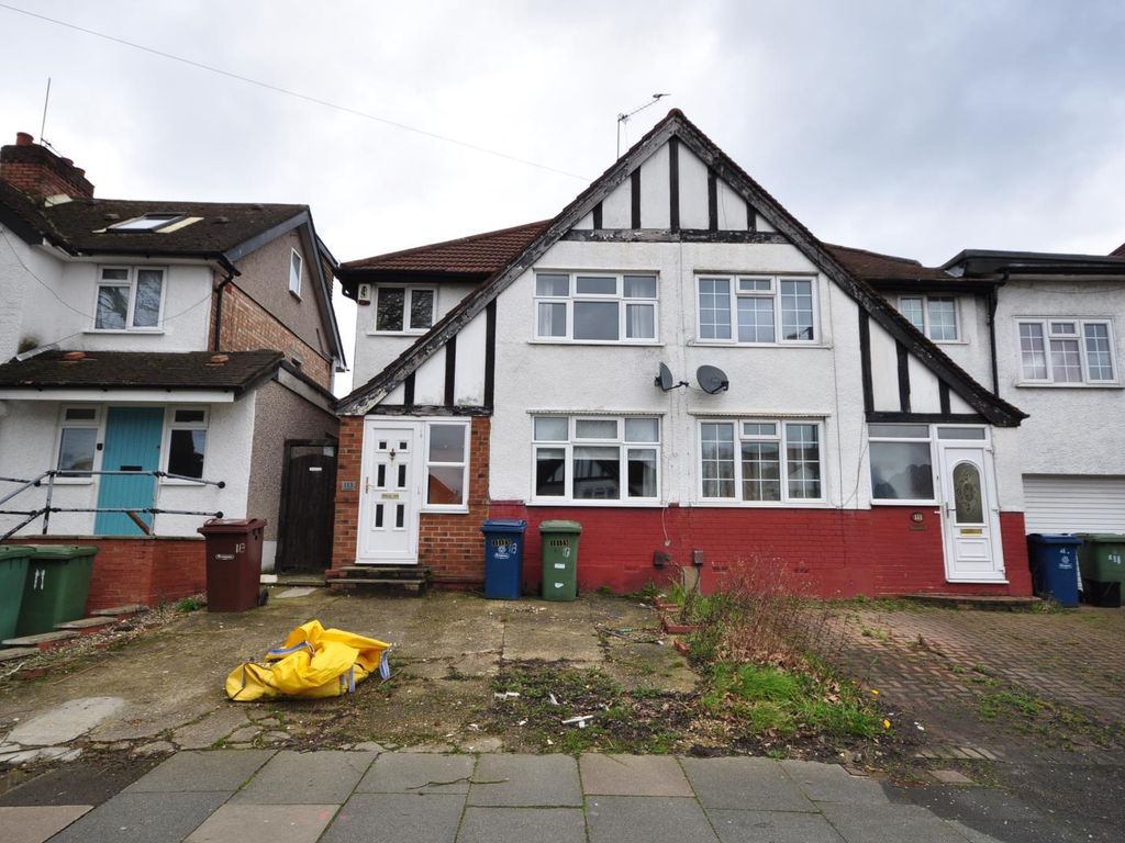 3 bed semidetached house to rent in Long Elms, Harrow HA3 Zoopla