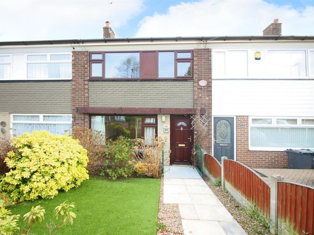 3 bed town house for sale in Sandbed Court, Crossgates, Leeds LS15, £