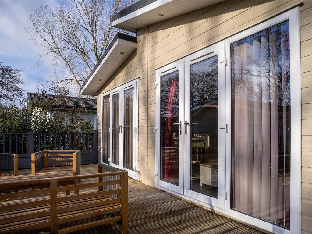 2 bed mobile/park home for sale in Bacton Road, North Walsham NR28 Zoopla