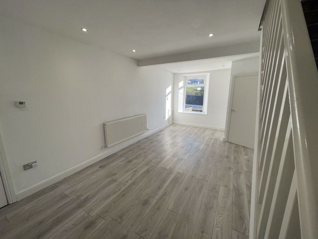 3 bed property to rent in Giant Grave Rd, Briton Ferry SA11 Zoopla