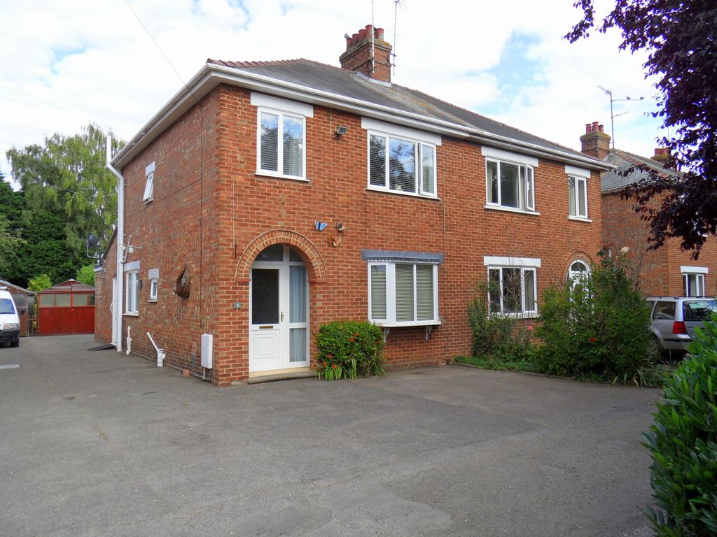 3 bed semidetached house for sale in The Chase, Long Sutton, Spalding