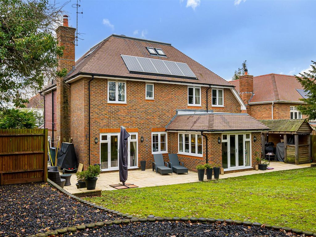 6 bed detached house for sale in The Laurells, Fetcham, Leatherhead