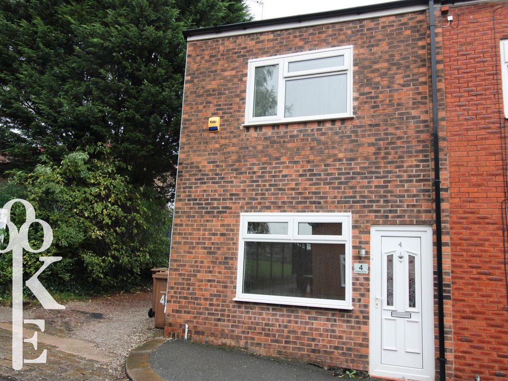 2 bed terraced house to rent in Chapel Street, Worsley, Manchester M28