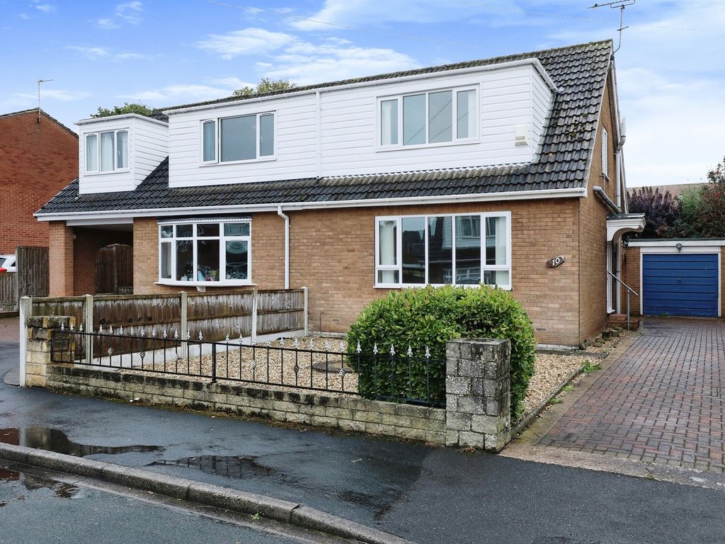 3 bed semidetached house for sale in Silverdale Close, Retford DN22, £