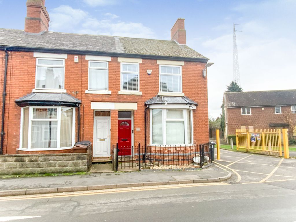 3 bed end terrace house for sale in Brook Street, Melton Mowbray LE13