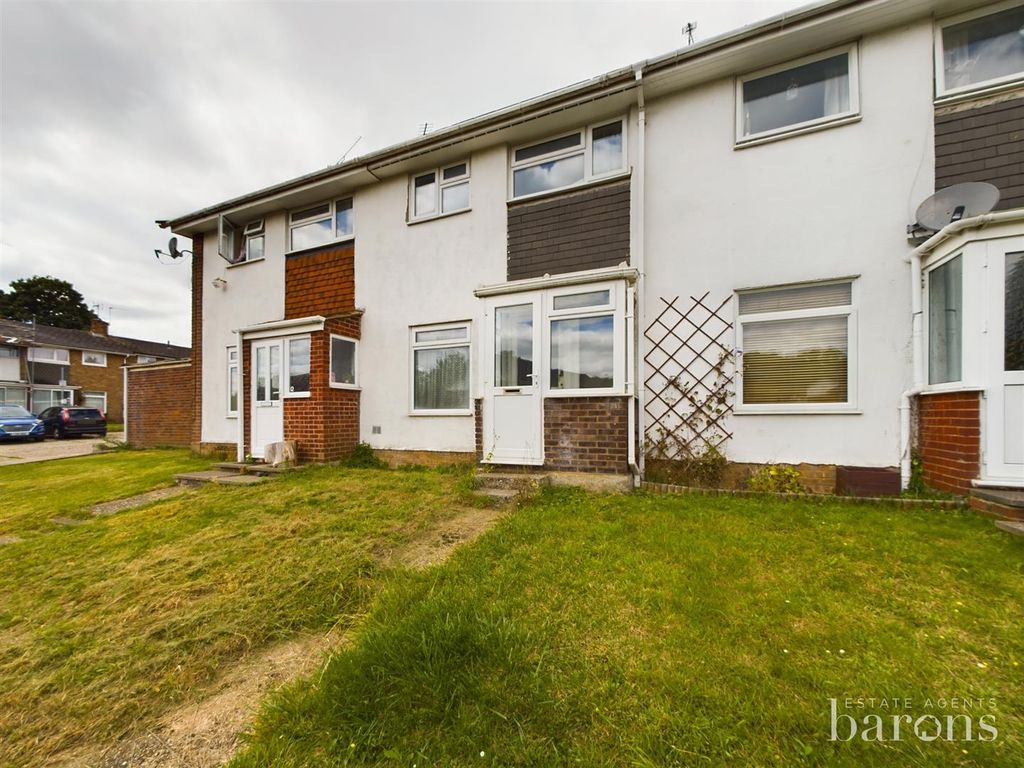 3 bed terraced house for sale in Hamelyn Road, Kings Furlong