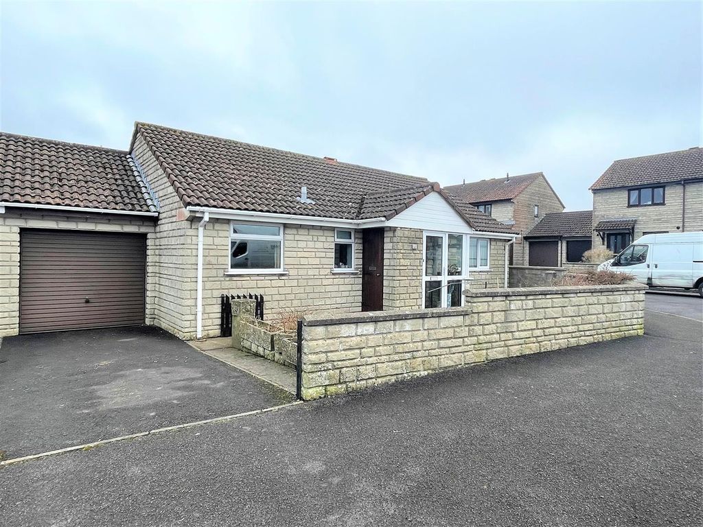 3 bed bungalow for sale in Mendip Close, Paulton, Bristol BS39 Zoopla