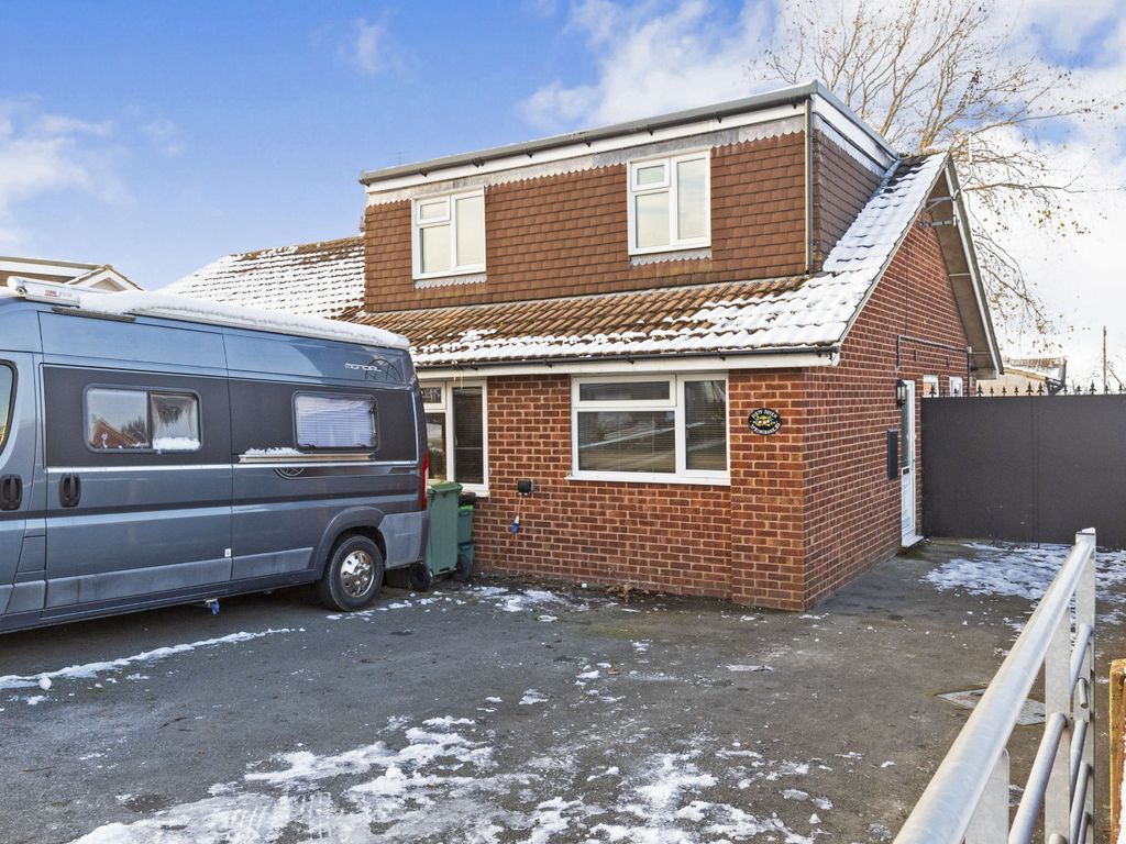 Springbank Road, Cheltenham GL51  