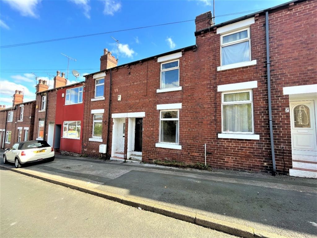 2 bed property for sale in Park Avenue, Normanton WF6 Zoopla