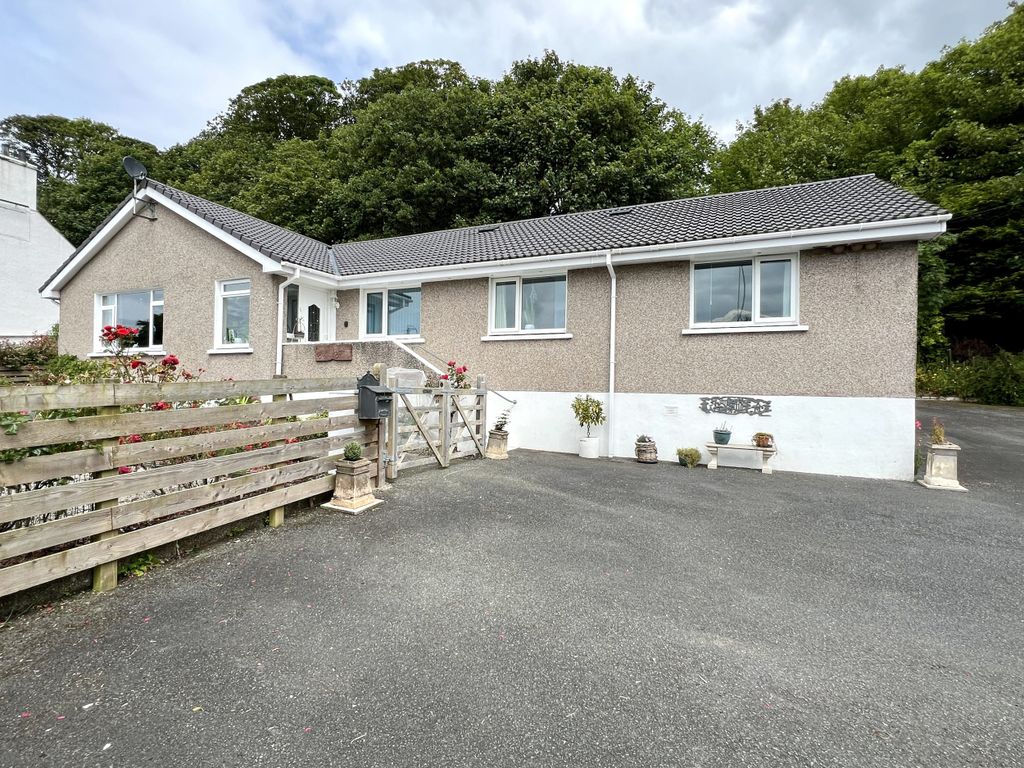 4 bed bungalow for sale in Blinkbonny, Cairnryan, Stranraer DG9, £