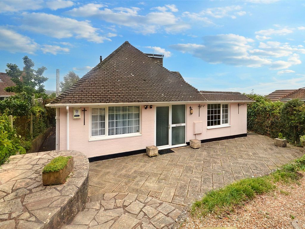 2 bed bungalow to rent in Barley Lane, Exeter, Devon EX4, £1,600 pcm