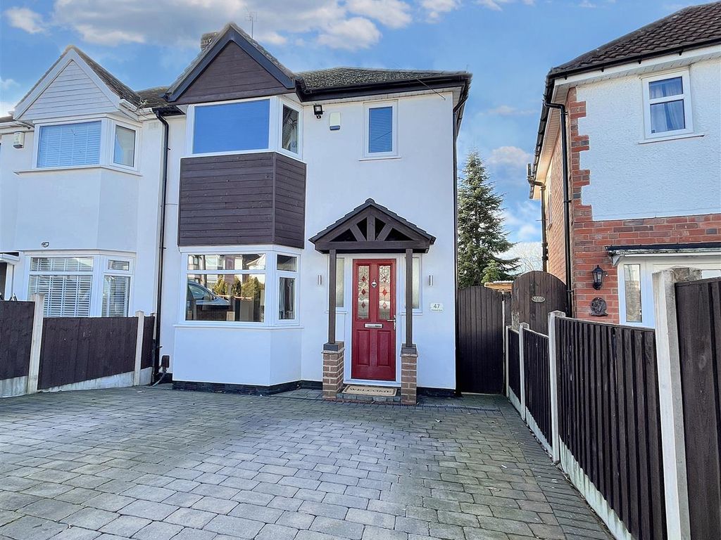 3 bed semidetached house for sale in Woodvale Road, Hall Green