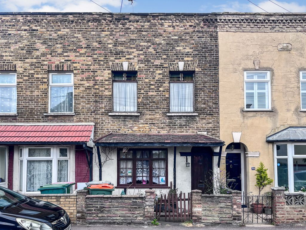 2 bed terraced house for sale in Suffolk Street, London E7 Zoopla