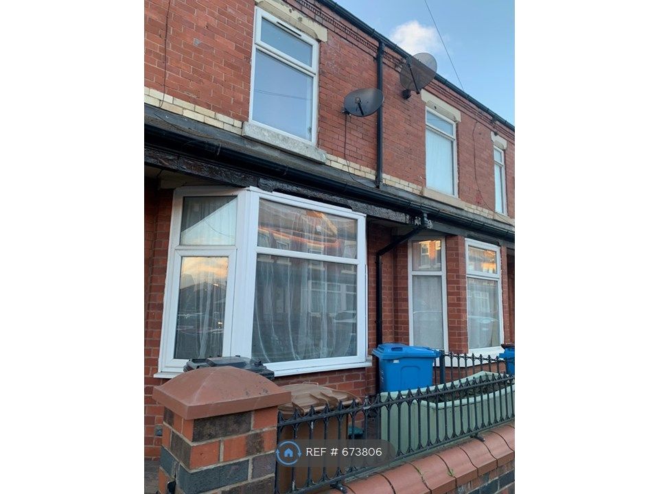 3 bed terraced house to rent in Salford, Salford M5, £1,300 pcm Zoopla