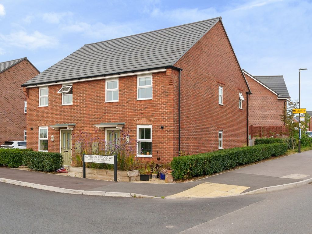 3 bed semidetached house for sale in Alfred Underwood Way, Great
