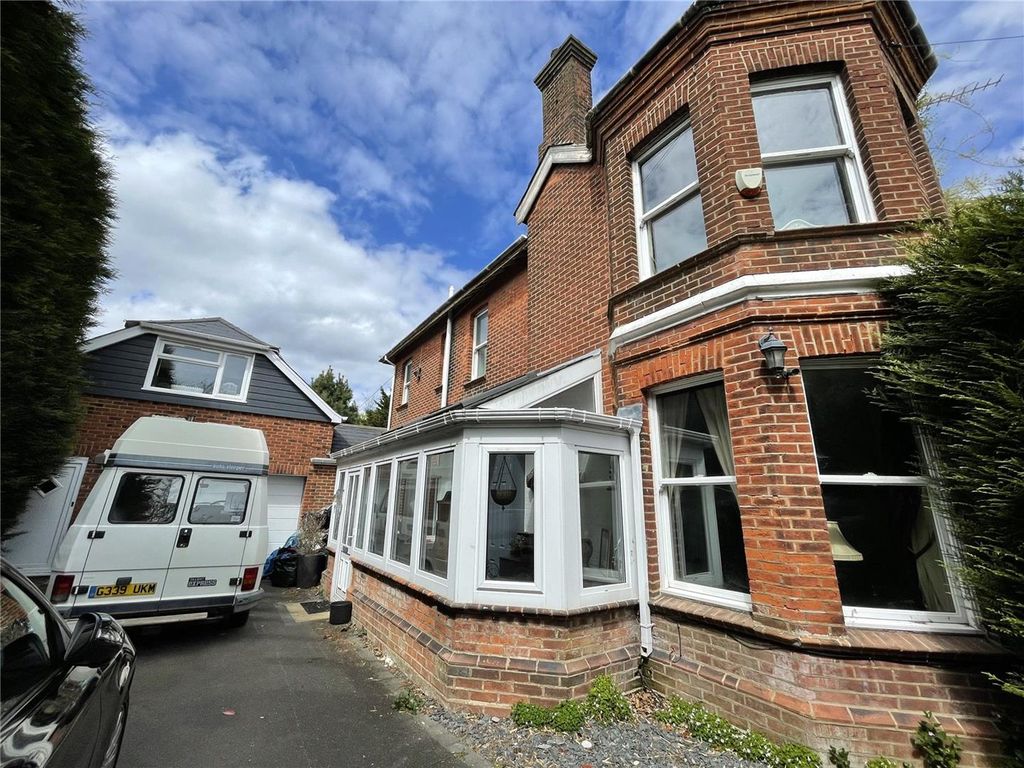 Ascham Road, Bournemouth BH8