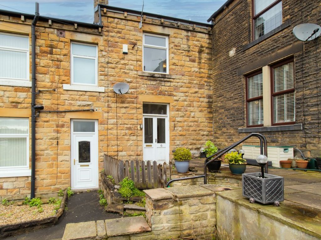 2 bed property for sale in Sandyfield Terrace, Batley WF17, £110,000