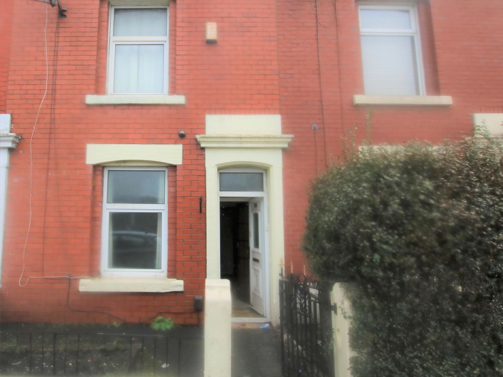 2 bed terraced house for sale in Bolton Road, Blackburn BB2 Zoopla
