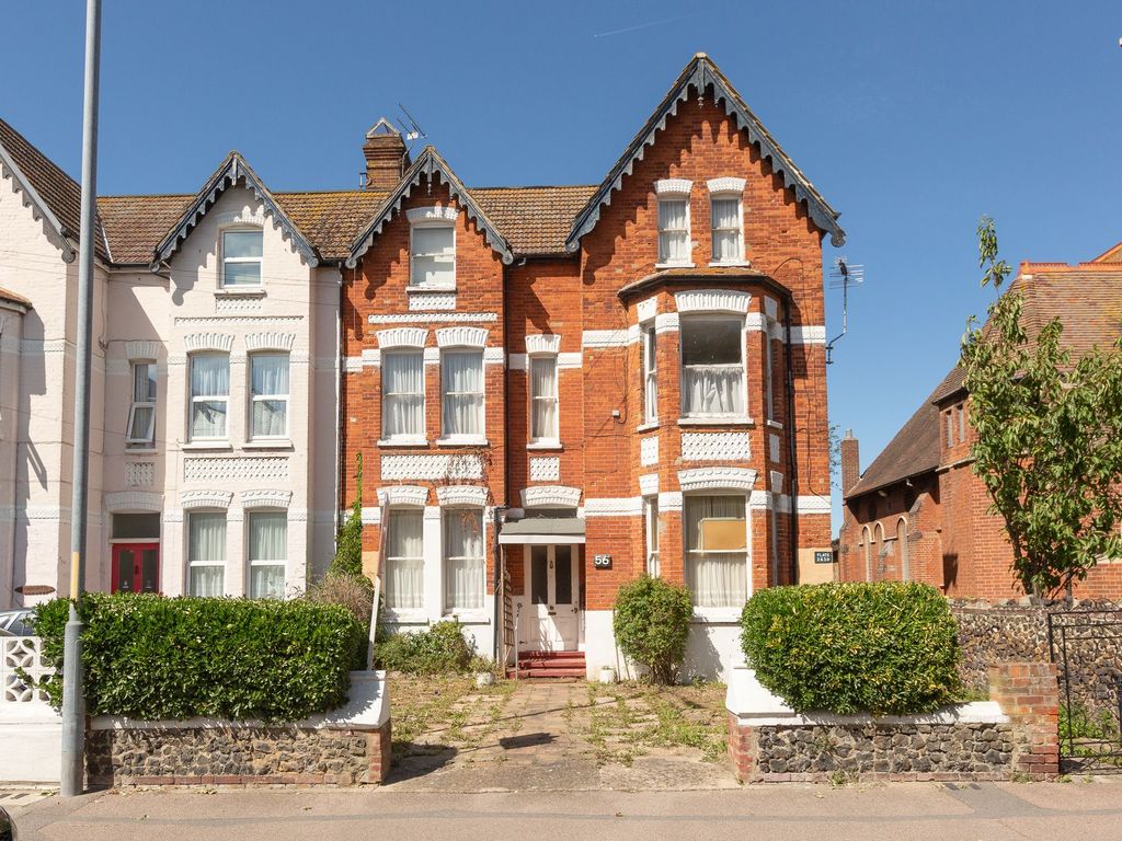 2 bed flat for sale in Westgate Bay Avenue, WestgateOnSea CT8, £