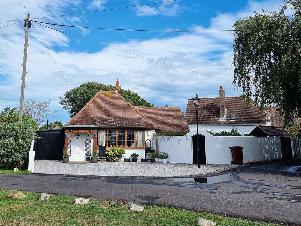 3 bed detached bungalow for sale in Barn Road, East Wittering PO20 Zoopla