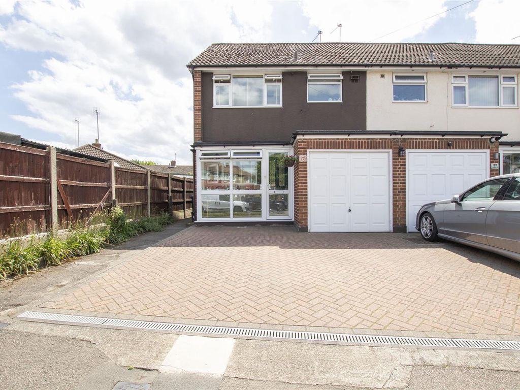 3 bed end terrace house for sale in Longfield Lane, Cheshunt, Waltham Cross EN7 Zoopla