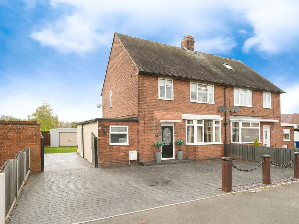 3 bed semidetached house for sale in Stanley Avenue, Chesterfield S43