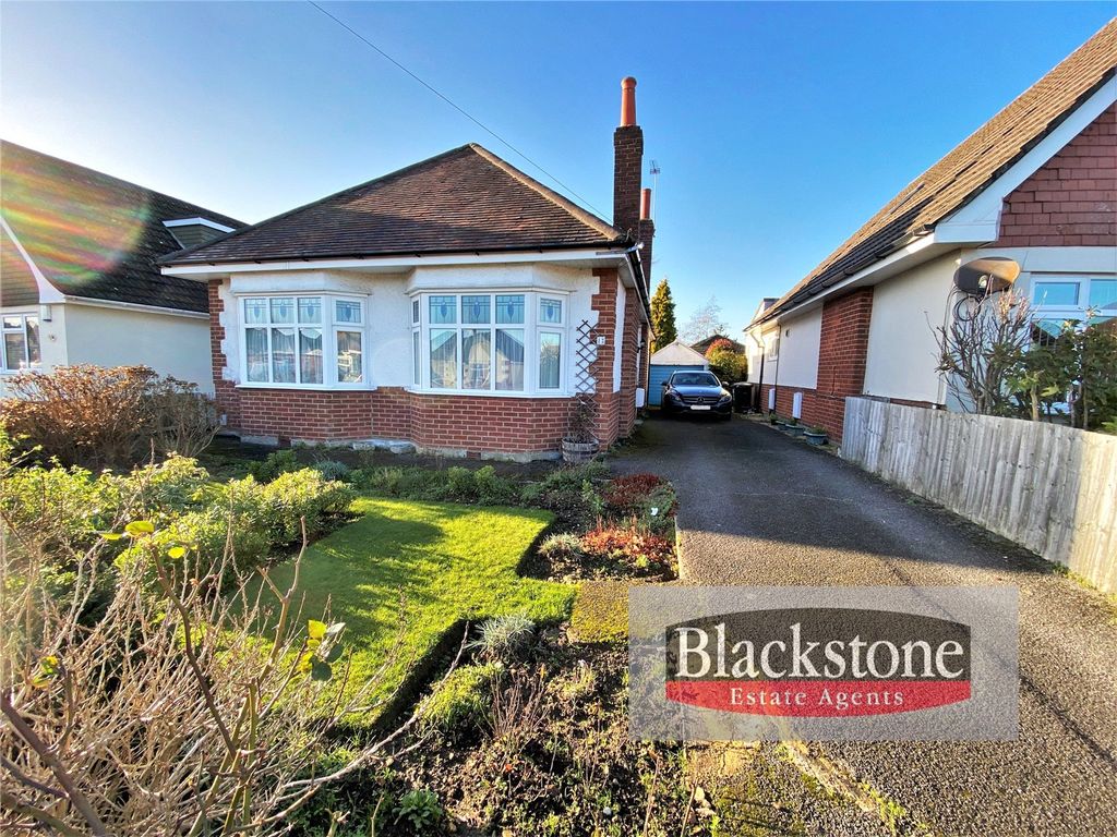 2 bed bungalow for sale in Roundhaye Road, Bear Cross, Bournemouth