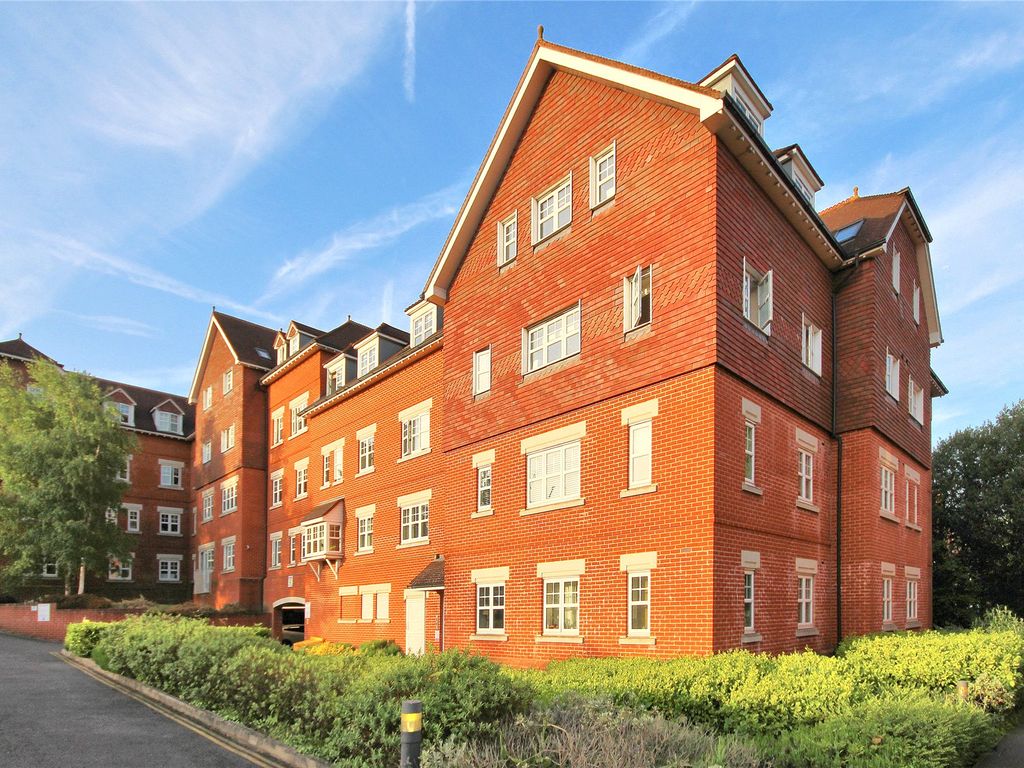 2 bed flat for sale in Heathside Road, Woking GU22 Zoopla