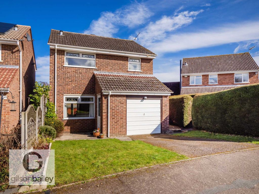 3 bed detached house for sale in Medeswell Close, Brundall NR13 Zoopla